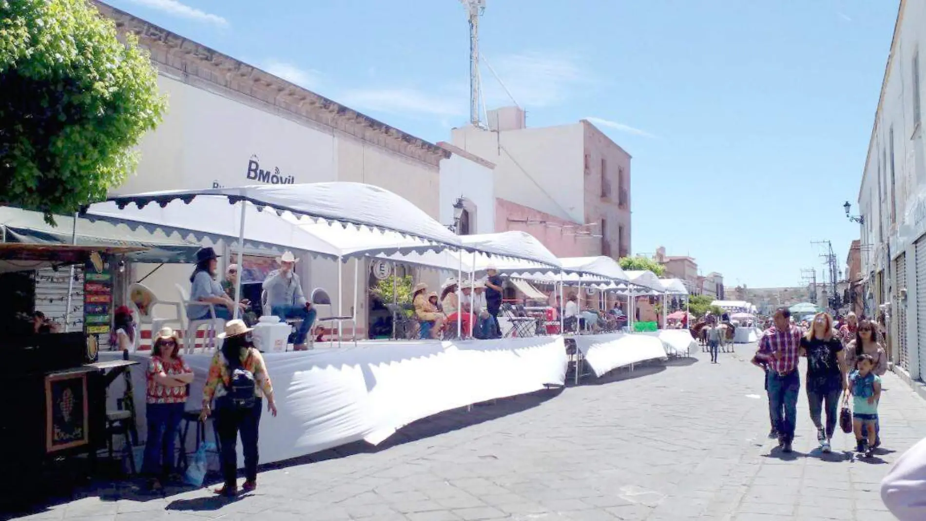 Tapancos en el centro de la ciudad de Jerez